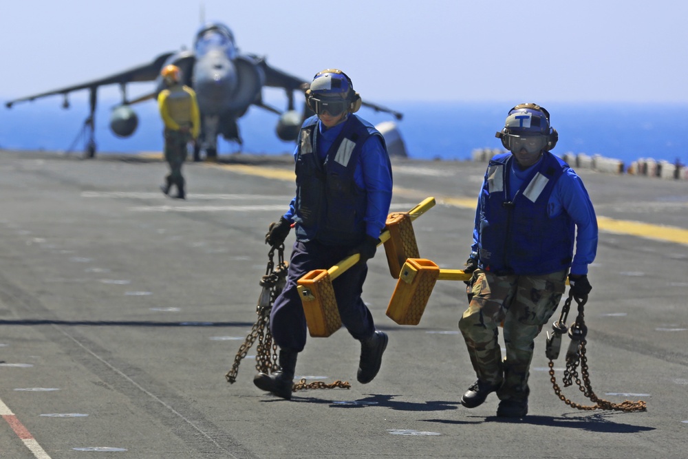 USS Kearsarge flight deck operations