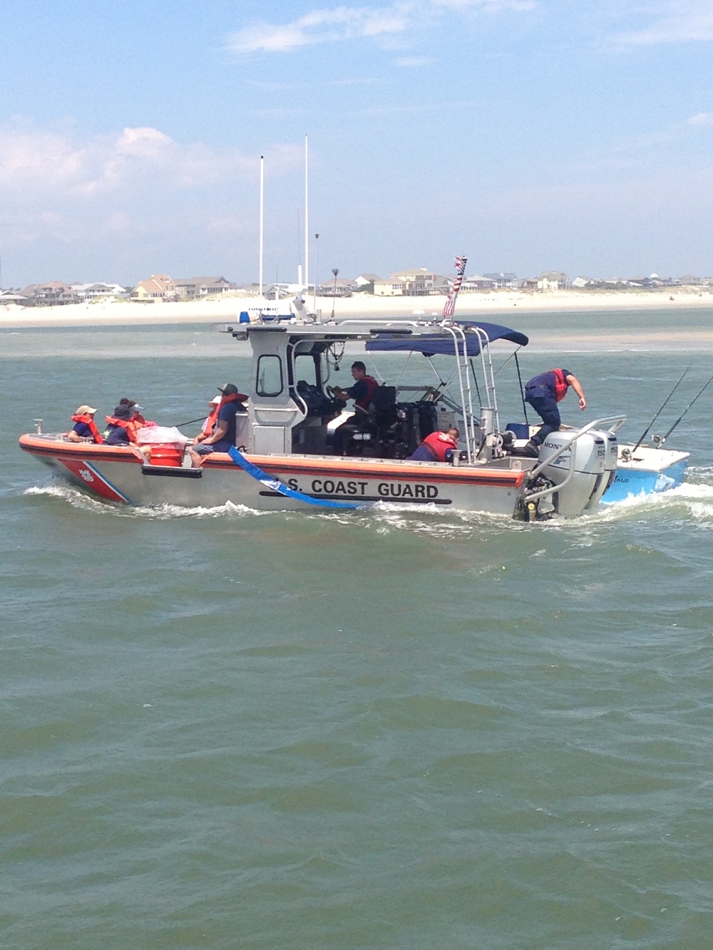 Coast Guard assists five boaters near Bogue Inlet