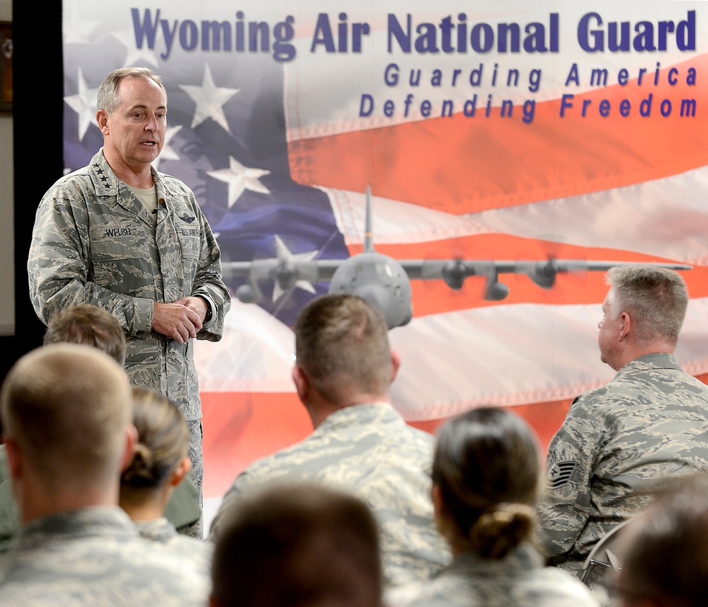 Welsh meets with Wyoming's Total Force Airmen