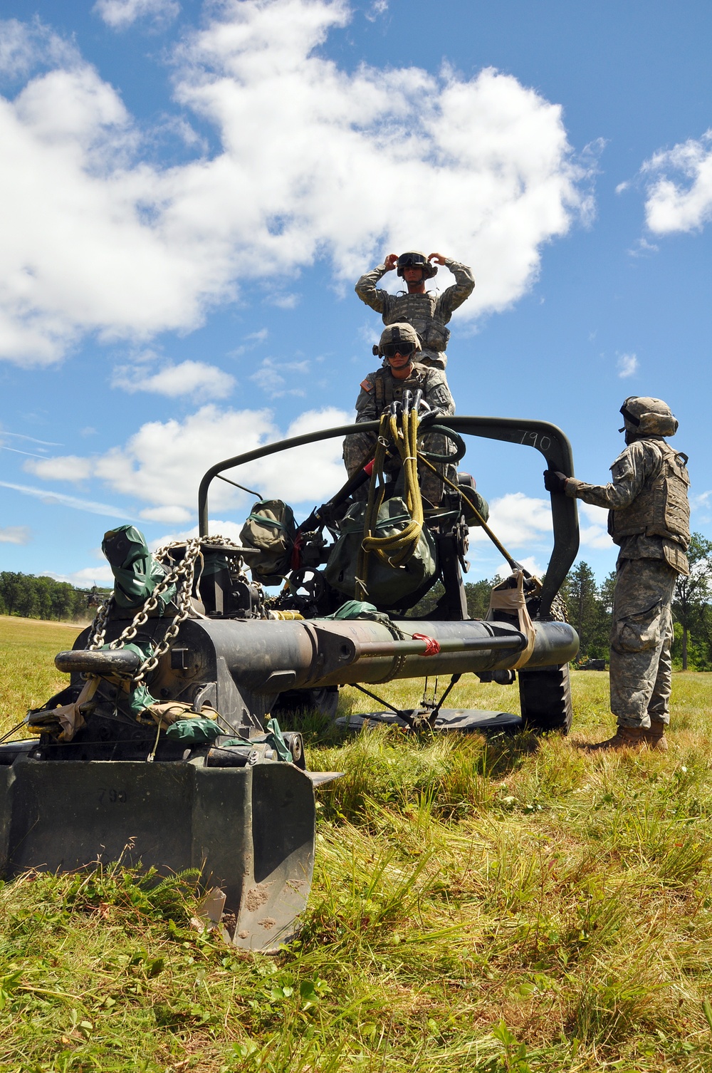 Infantry, aviation team up for joint training event at Fort McCoy