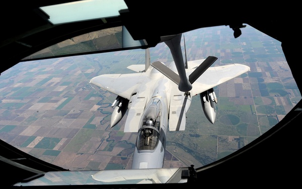 Answering the call: McConnell refuels ANG F-15s