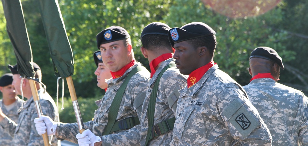 Thunderbolt soldiers connect with community during Lakefair parade