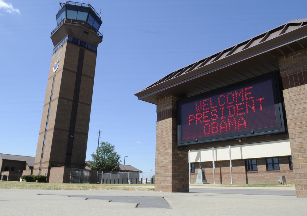 President Obama touches down at Whiteman