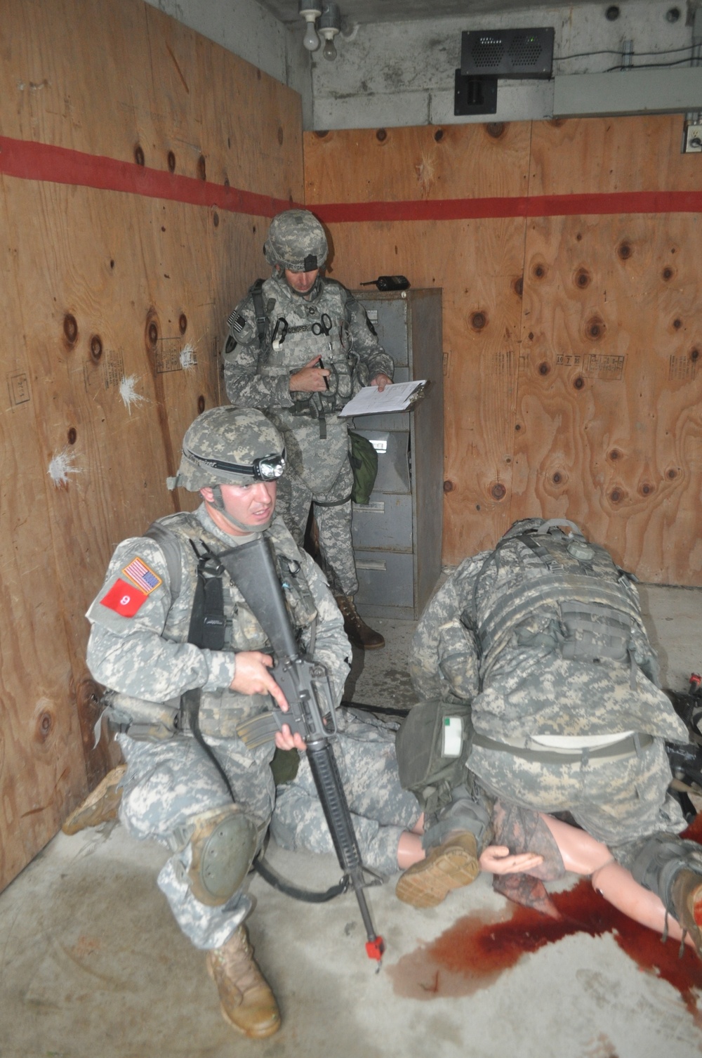 1-38 FA hosts the urban assault lane for the 8th Army Best Medic Competition