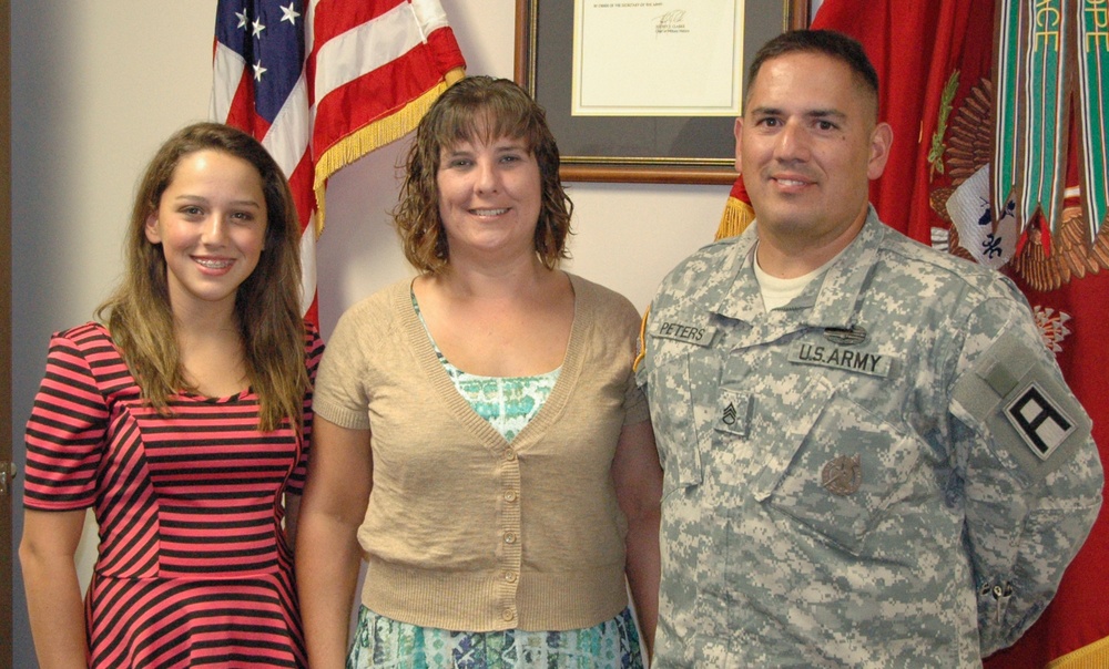 Soldier saves teens from burning vehicle