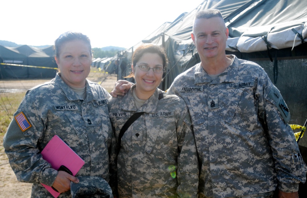 Family reunited in field exercise Family reunited in field exercise