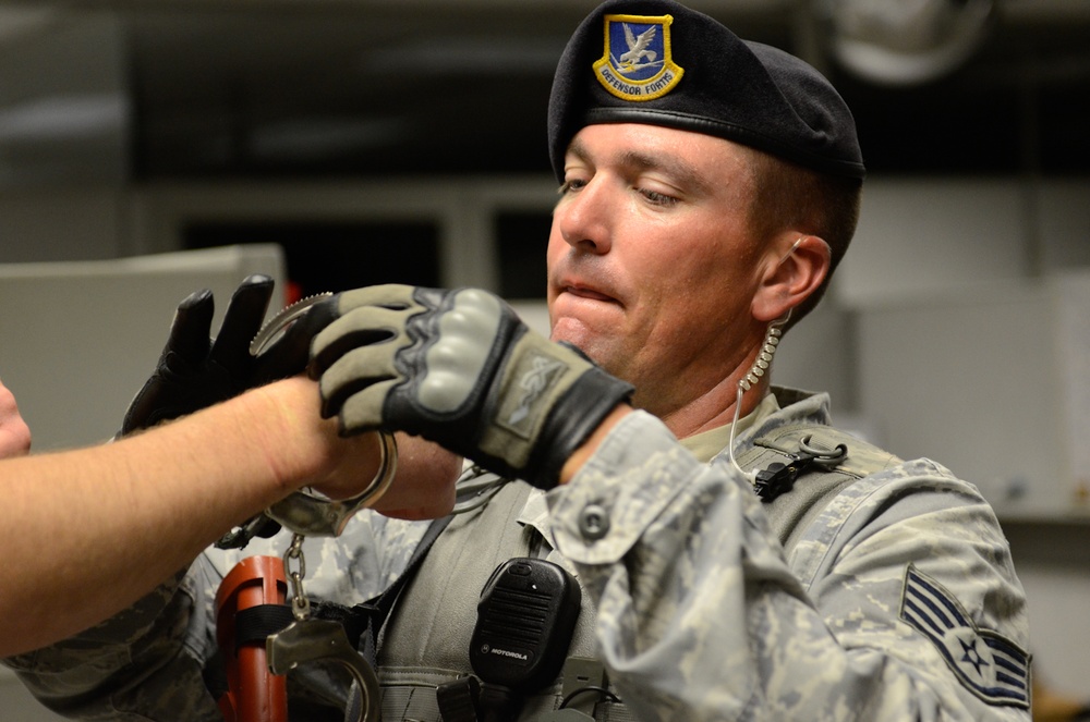 Acitve shooter exercise at Rosecrans Air National Guard Base, Mo.