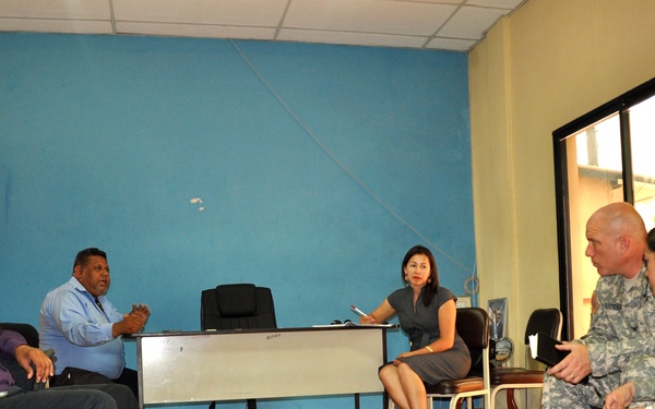 JTF-Bravo's commander meets with local leaders