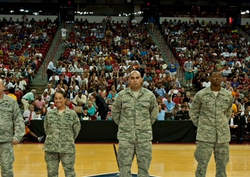 USA Basketball recognizes airmen during Blue vs. White game
