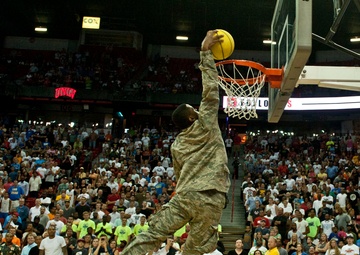 USA Basketball recognizes airmen during Blue vs. White game
