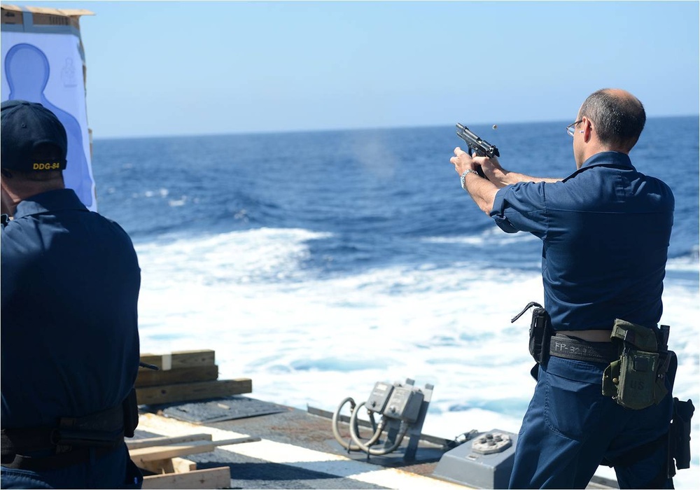 USS Bulkeley conducts weapons qualification