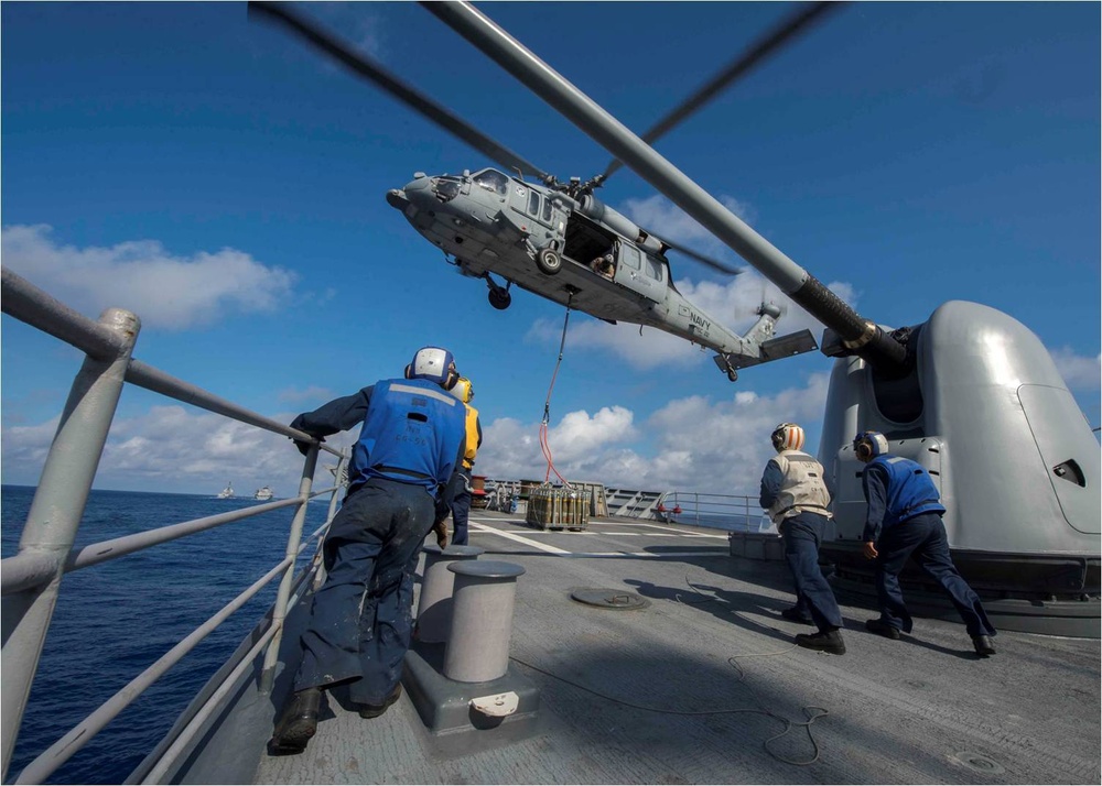 USS San Jacinto vertical replenishment