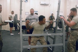 Deployed troops test their strength with 1,000-pound weightlifting competition