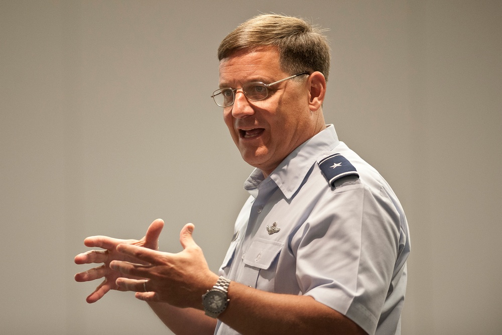 Air Directorate Field Advisory Council meets, discusses challenges