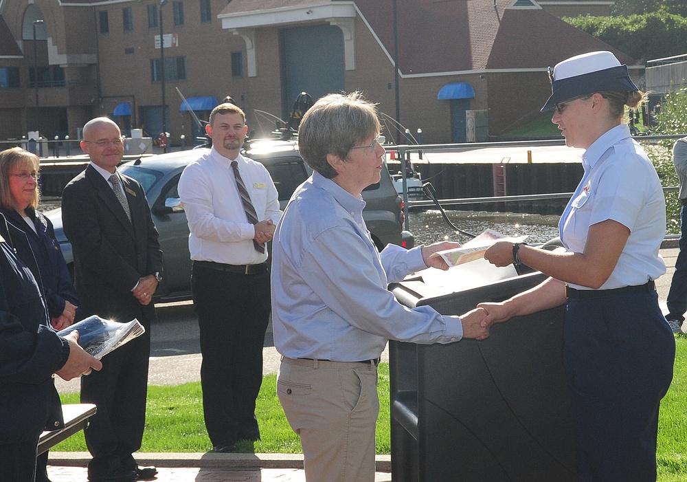 Grand Haven mayor welcomes Coast Guardsmen