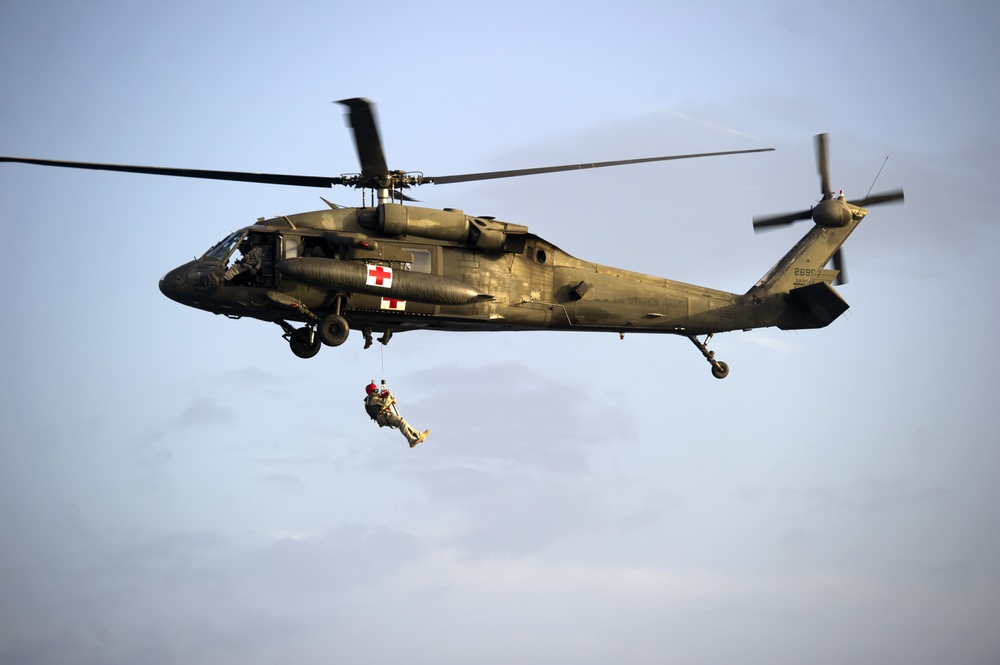 Hoist operations with 1-228th Aviation Regiment and 7th Special Forces Group (Airborne)