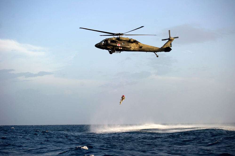 Hoist operations with 1-228th Aviation Regiment and 7th Special Forces Group (Airborne)