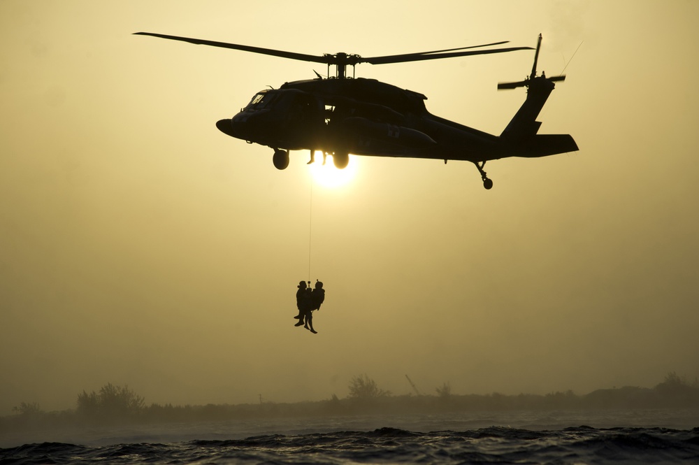 Hoist operations with 1-228th Aviation Regiment and 7th Special Forces Group (Airborne)