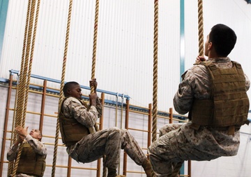 MRF-D Marines break barriers in Aussie fitness test