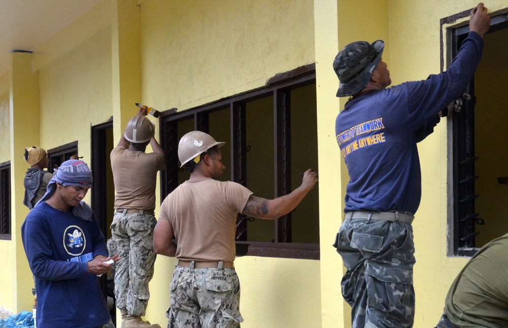 US Navy Seabees in Philippines