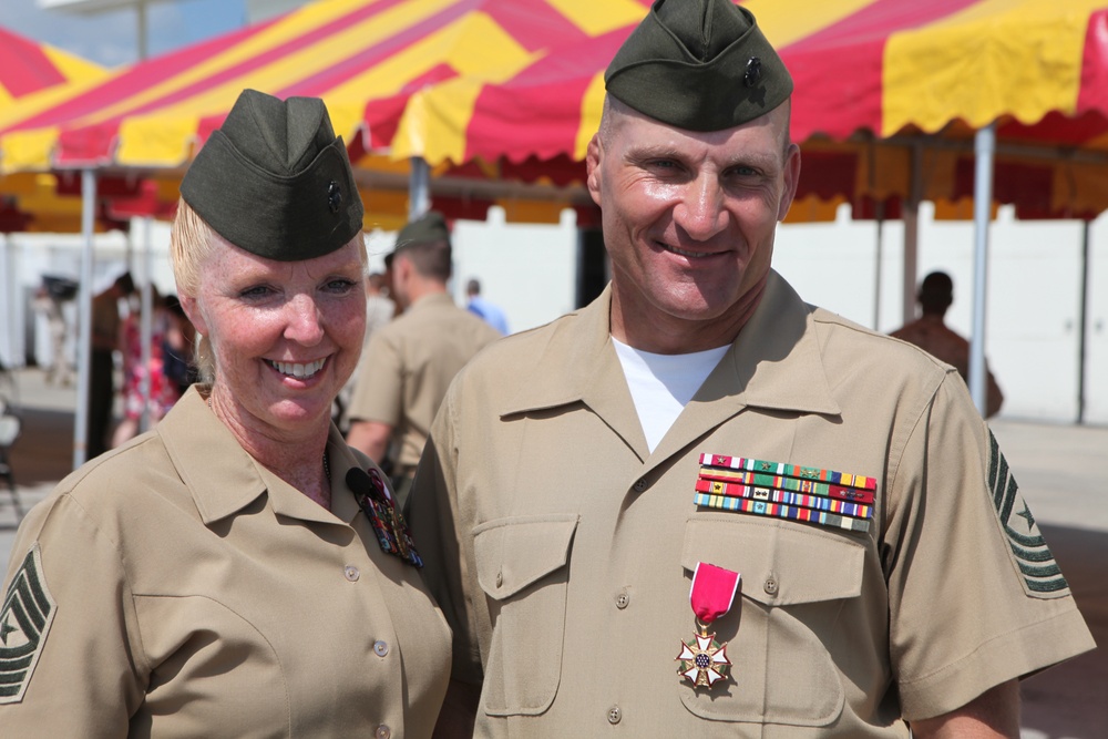 Married sergeants major make Marine Corps history