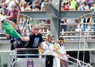 Troops to the Track: Indiana National Guard Soldiers get VIP treatment