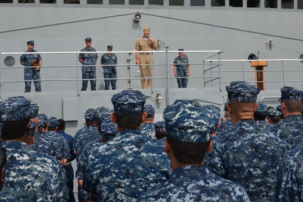 USS Emory S. Land visit