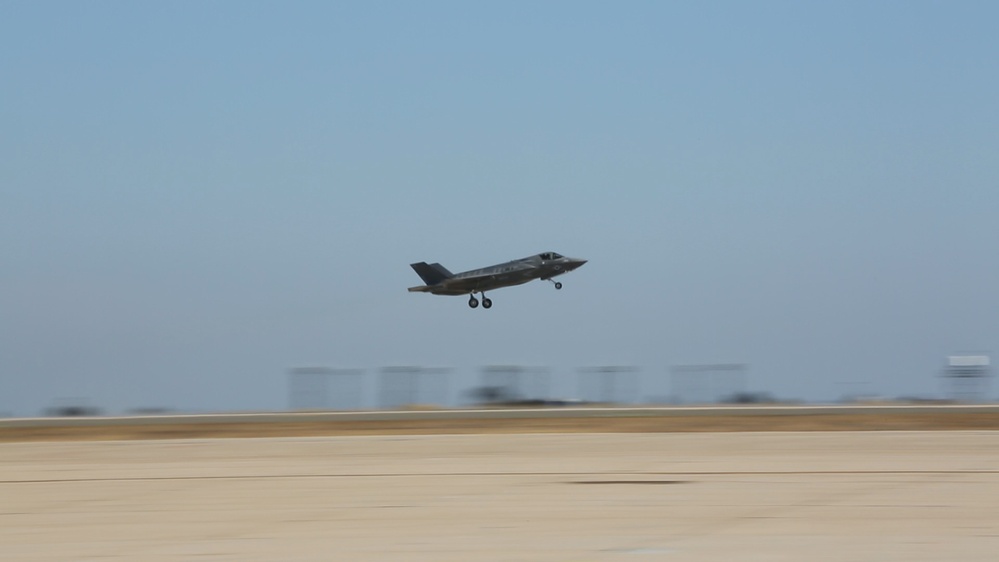 The Lightning II strikes aboard MCAS Miramar