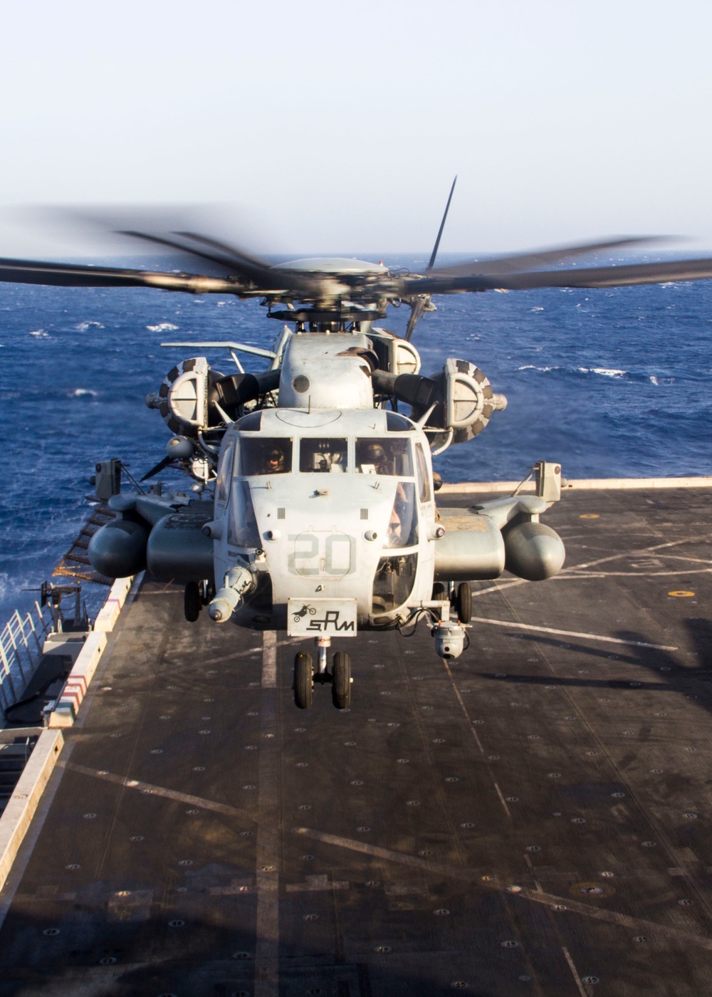 DVIDS - Images - CH-53E flight deck ops [Image 3 of 5]