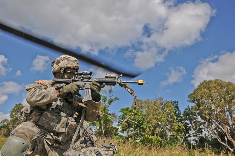 Spartan paratroopers at Talisman Saber 2013