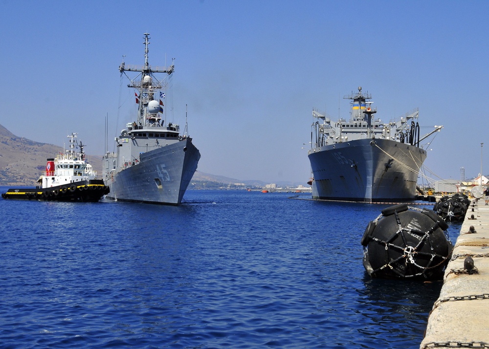 USS De Wert visits Greece