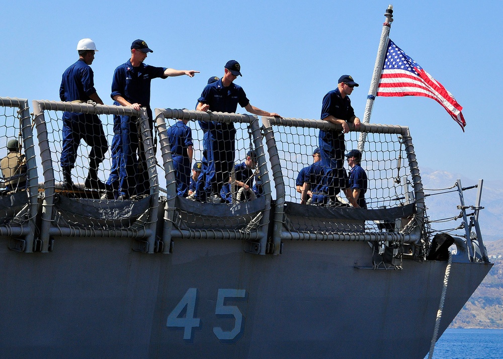 USS De Wert visits Greece