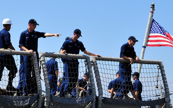 USS De Wert visits Greece