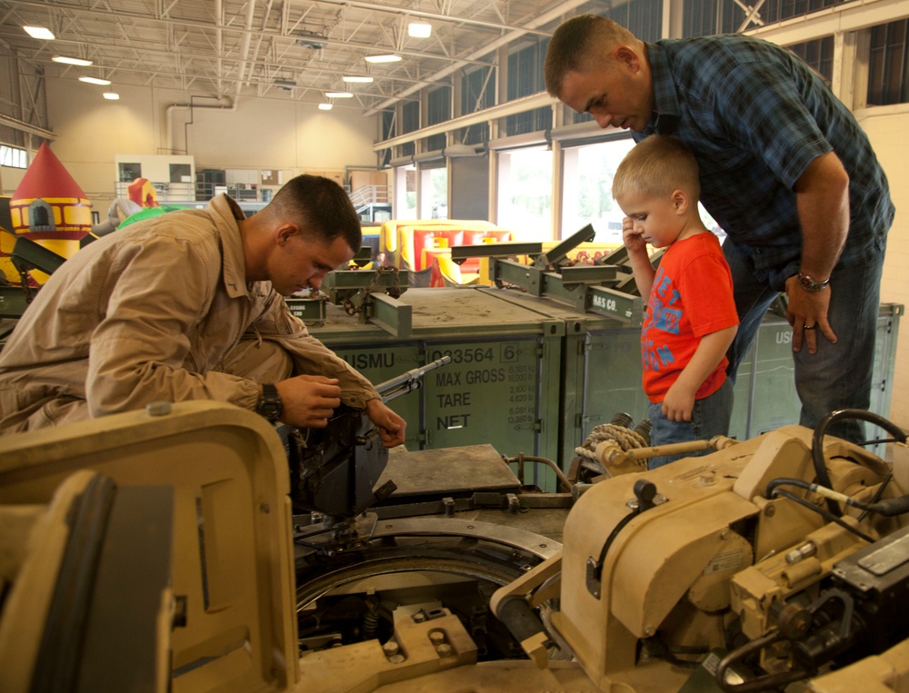 2nd Tanks rolls out family day