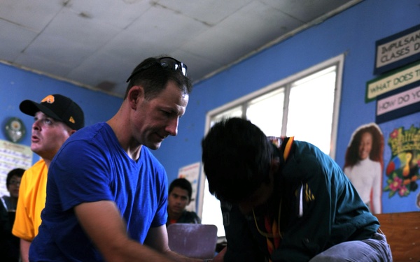 MEDEL assists Honduran Scouts in earning first aid merit badge
