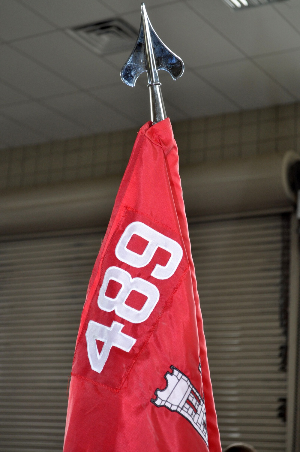 489th Engineer Battalion displays guidon