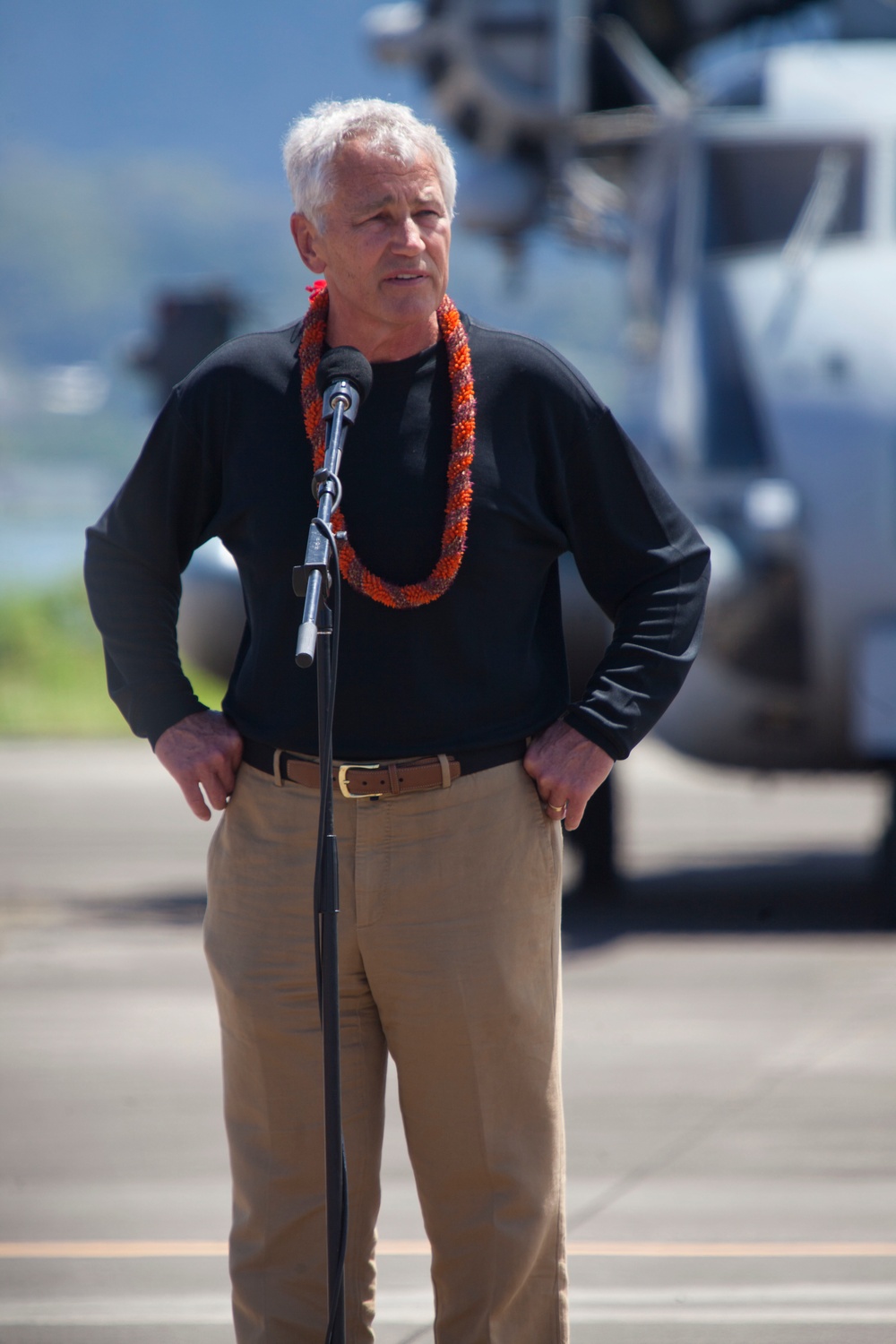 The Honorable Chuck Hagel's visit to Marine Corps Air Station, Kaneohe Bay