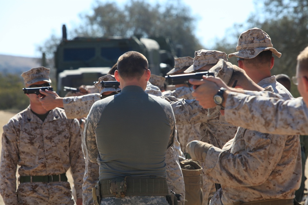 Marines learn the ways of SWAT