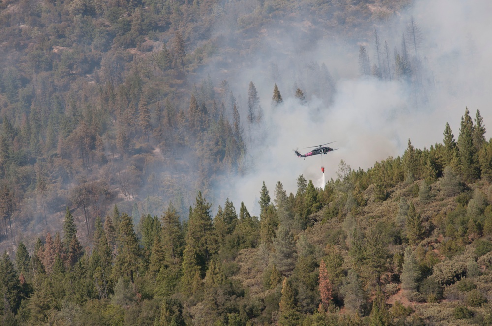 California National Guard fights Rim fire near Yosemite