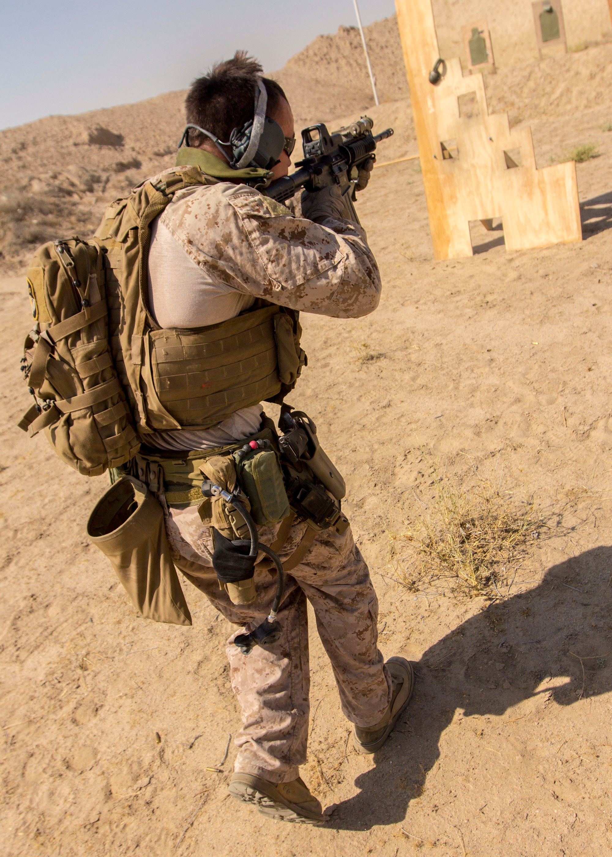 DVIDS - Images - 26th MEU Force Recon Advanced Marksmanship [Image