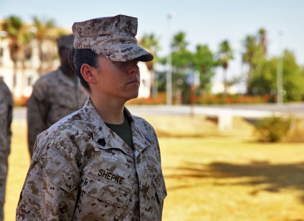 SP-MAGTF Crisis Response Reenlistment Ceremony