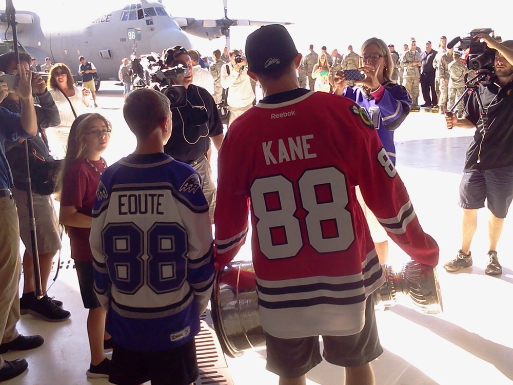 Buffalo native Patrick Kane brings Stanley Cup to Niagara Falls Air Reserve Station