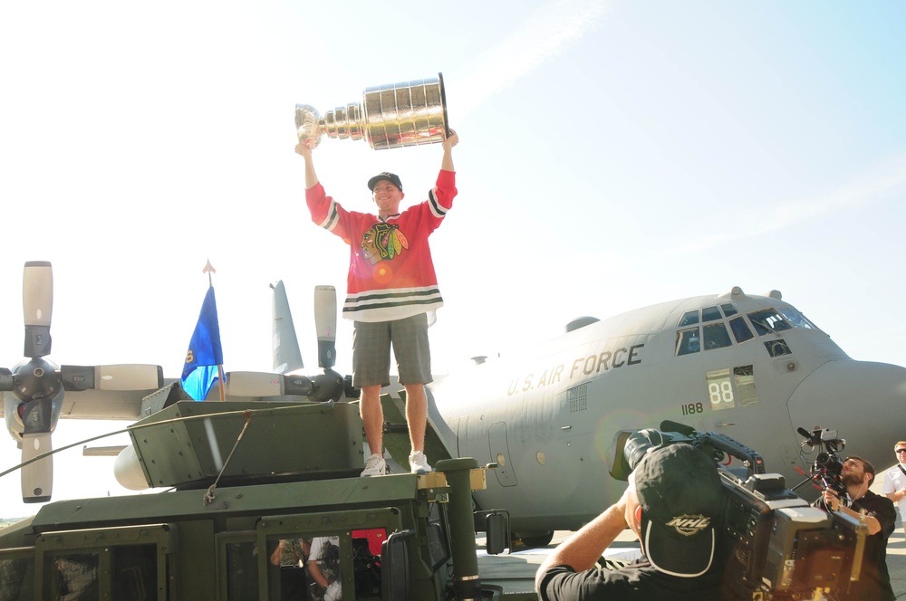 Buffalo native Patrick Kane brings Stanley Cup to Niagara Falls Air Reserve Station
