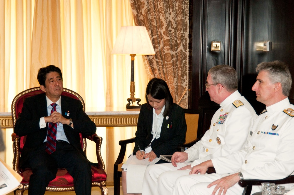 Prime minister of Japan visits Bahrain