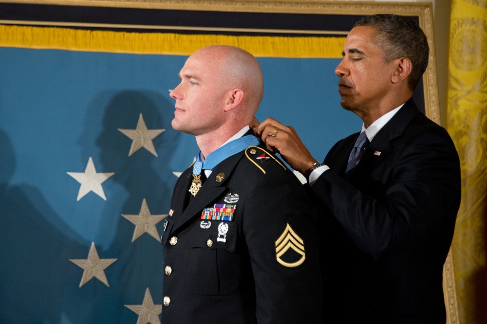 Staff Sgt. Ty Carter receives Medal of Honor