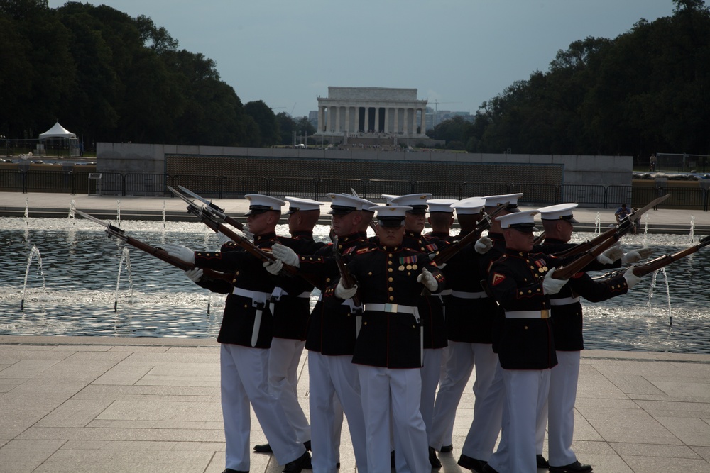 Silent Drill Platoon Performing at WWII Memorial