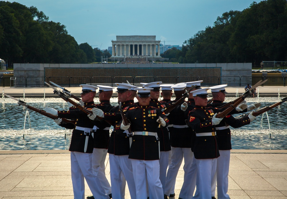 Silent Drill Platoon Performing at WWII Memorial