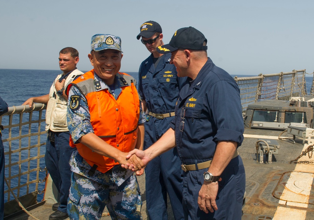 US and Chinese counter piracy exercise