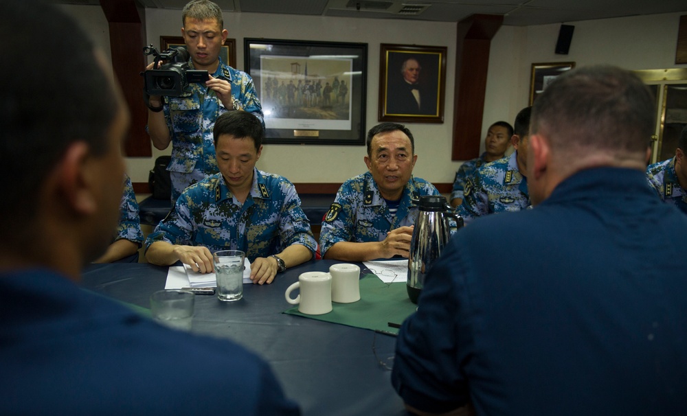 US and Chinese counter piracy exercise