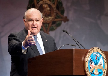 MOH recipient Staff Sgt. Carter inducted into Pentagon Hall of Heroes